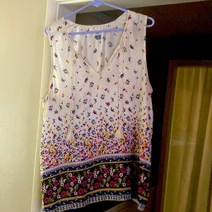 Old navy sleeveless blouse